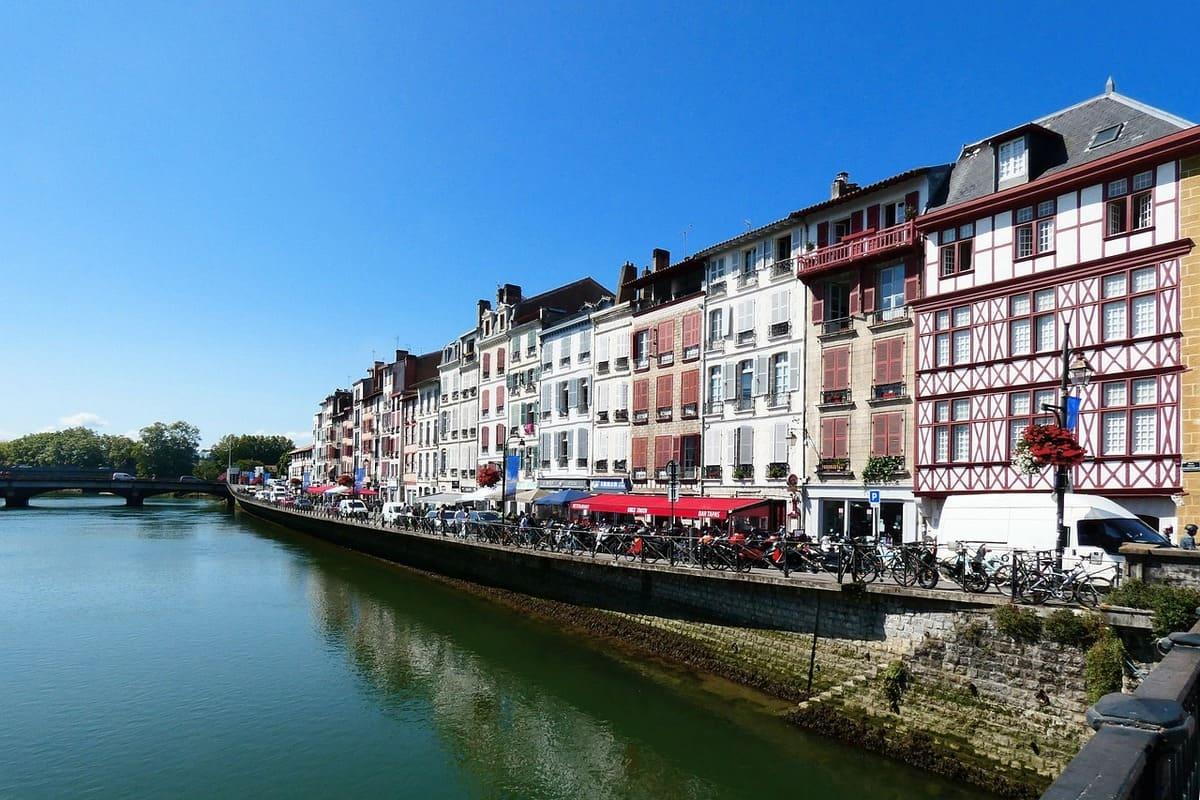 que faire au pays basque ? Bayonne en est la capitale fran�aise