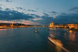 Faire une croisière sur le Danube et traverser l'Europe centrale en passant par Budapest